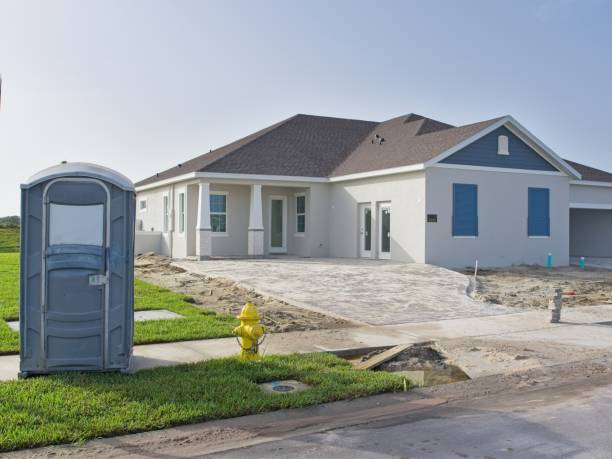 Best Portable restroom trailer rental  in Wliamsvle, IL